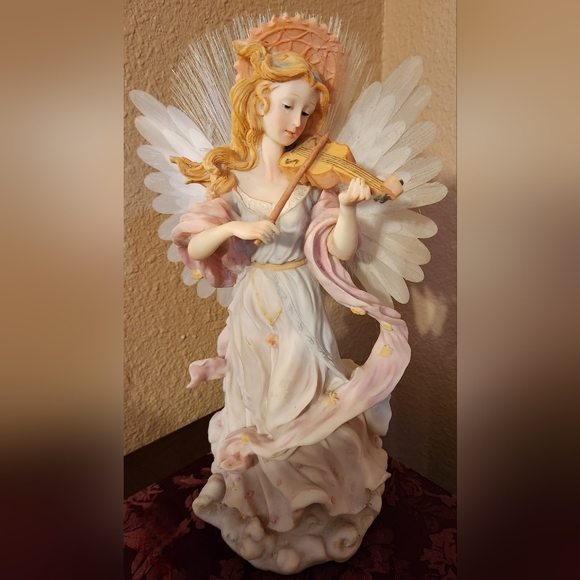 Angel - Picture 1 of 1